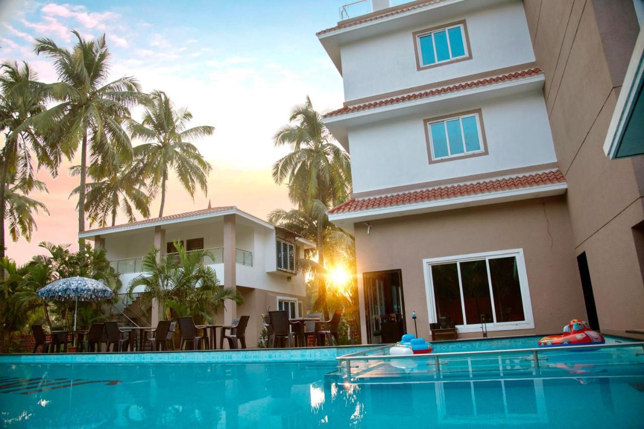 Jimmy Beach Resort Alībāg Exteriör bild